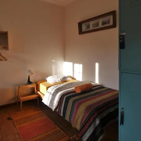 Omassim Yoga, Veggie & Surf Guesthouse - Casa Rosa Gasthof *